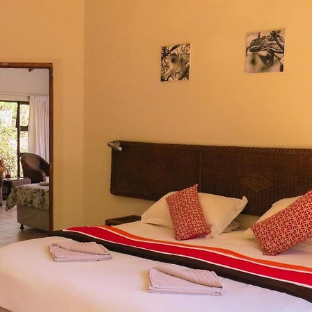 Umkhumbi Lodge Hluhluwe Zewnętrze zdjęcie