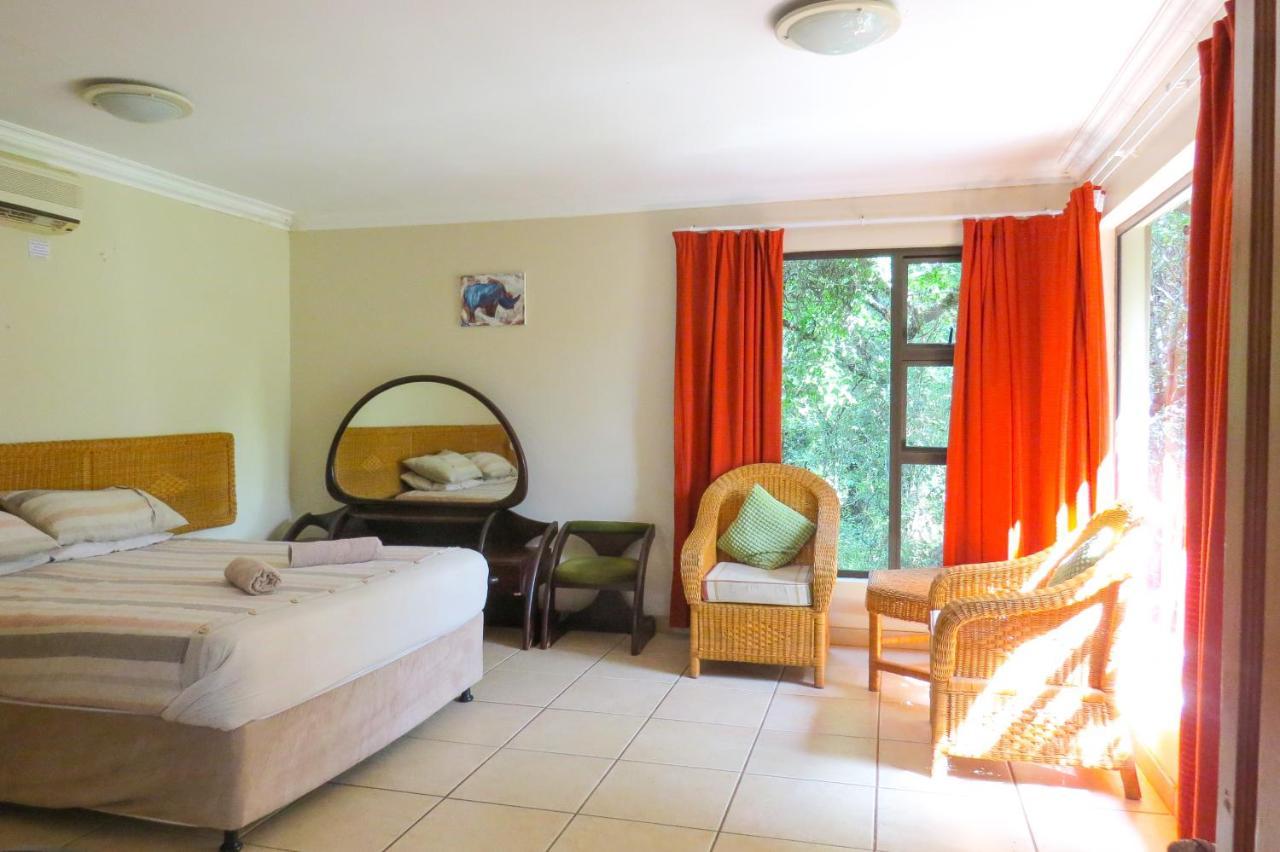 Umkhumbi Lodge Hluhluwe Zewnętrze zdjęcie