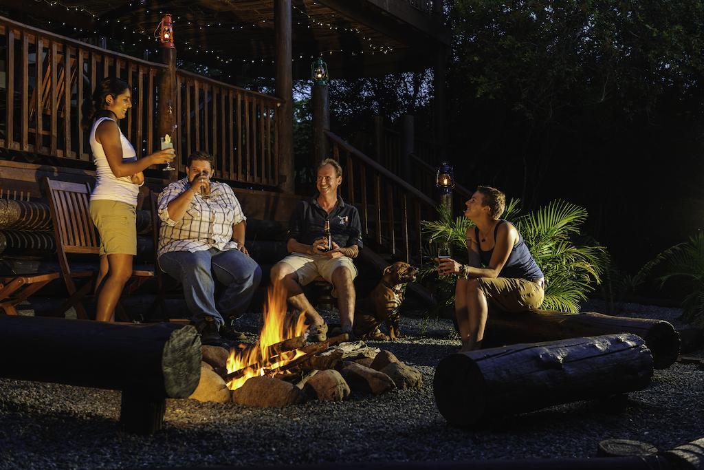 Umkhumbi Lodge Hluhluwe Zewnętrze zdjęcie