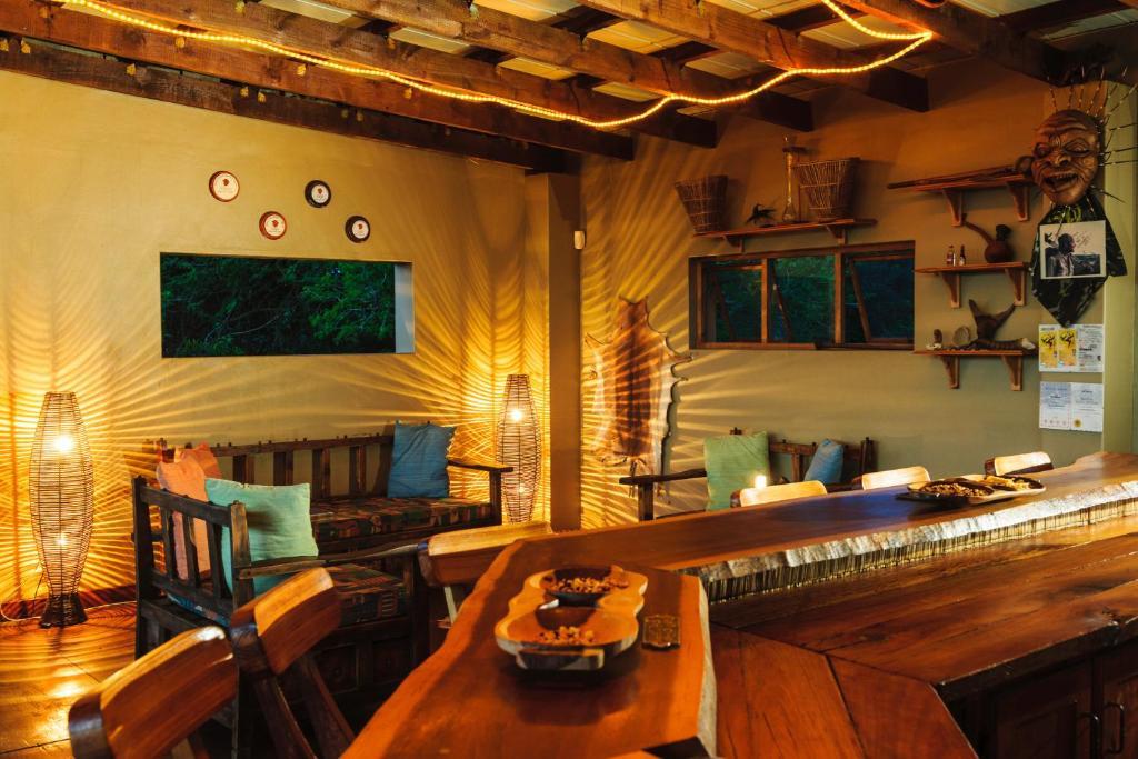 Umkhumbi Lodge Hluhluwe Zewnętrze zdjęcie