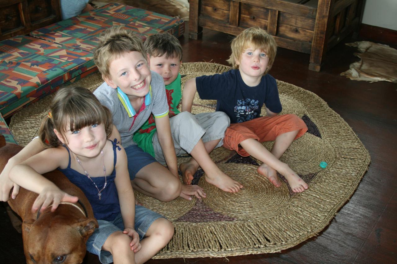 Umkhumbi Lodge Hluhluwe Zewnętrze zdjęcie