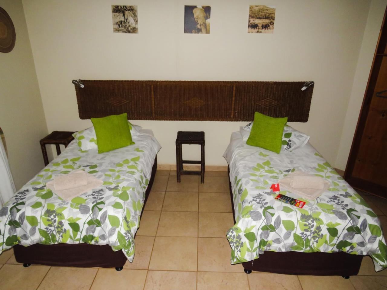 Umkhumbi Lodge Hluhluwe Zewnętrze zdjęcie
