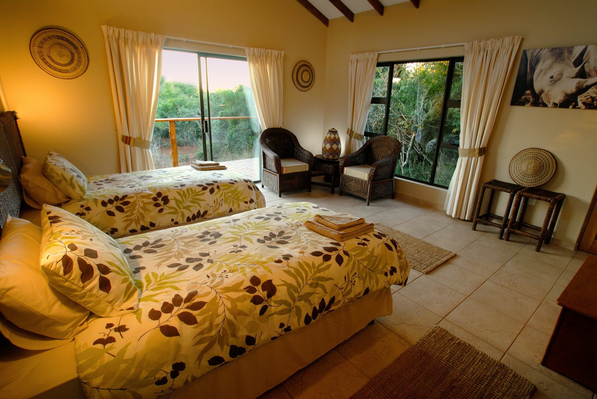 Umkhumbi Lodge Hluhluwe Zewnętrze zdjęcie