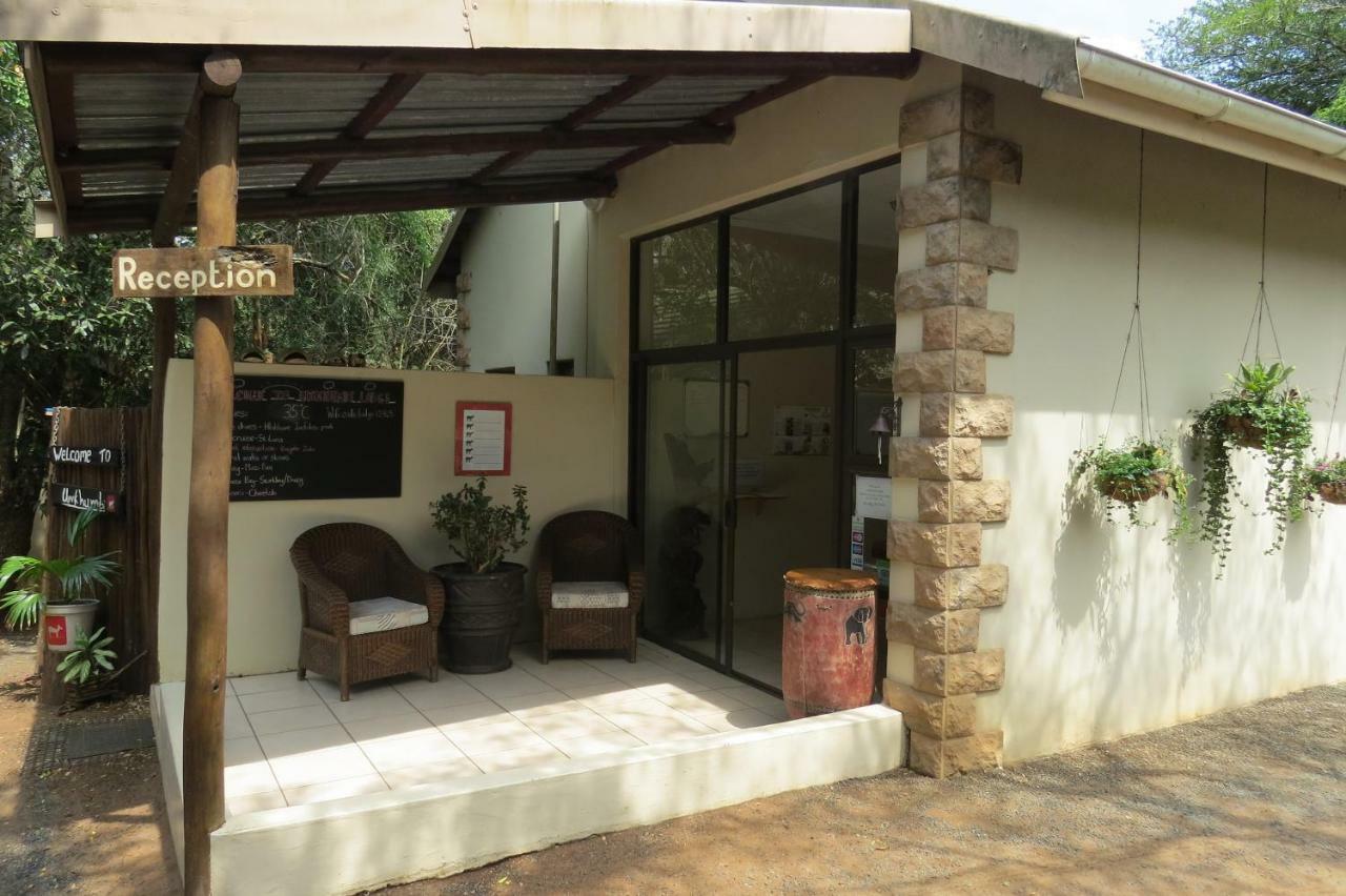 Umkhumbi Lodge Hluhluwe Zewnętrze zdjęcie