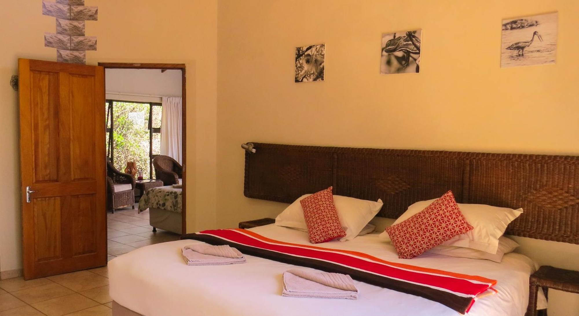 Umkhumbi Lodge Hluhluwe Zewnętrze zdjęcie